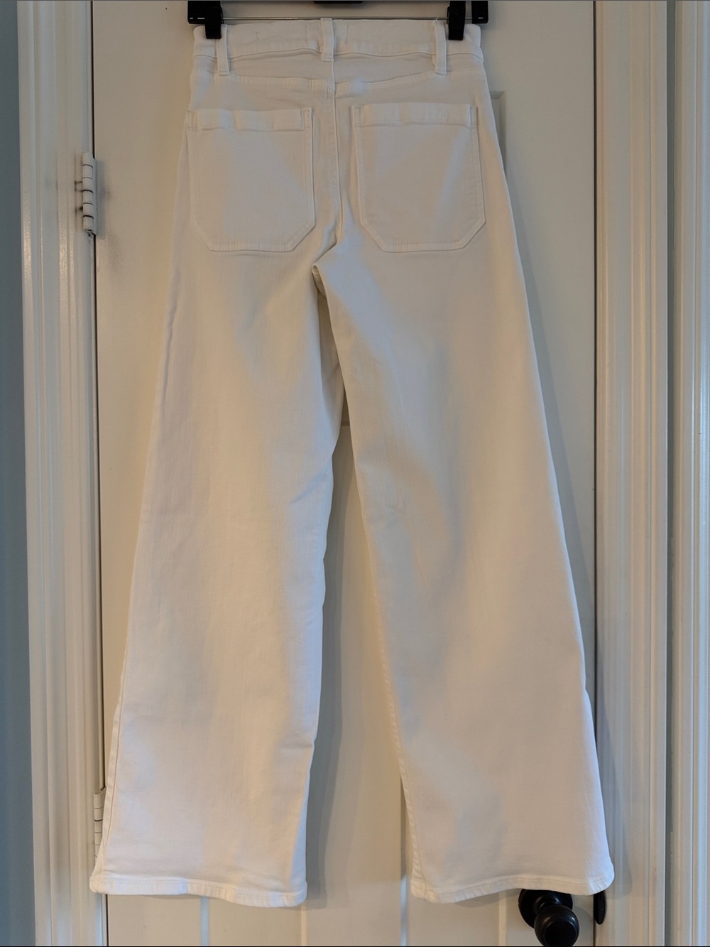 Frame - Le Slim Palazzo Modernist Pocket White Jeans - Picture 6 of 6
